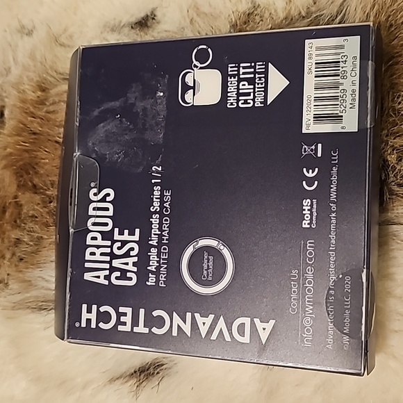 Apple Airpods Case - Picture 3 of 4